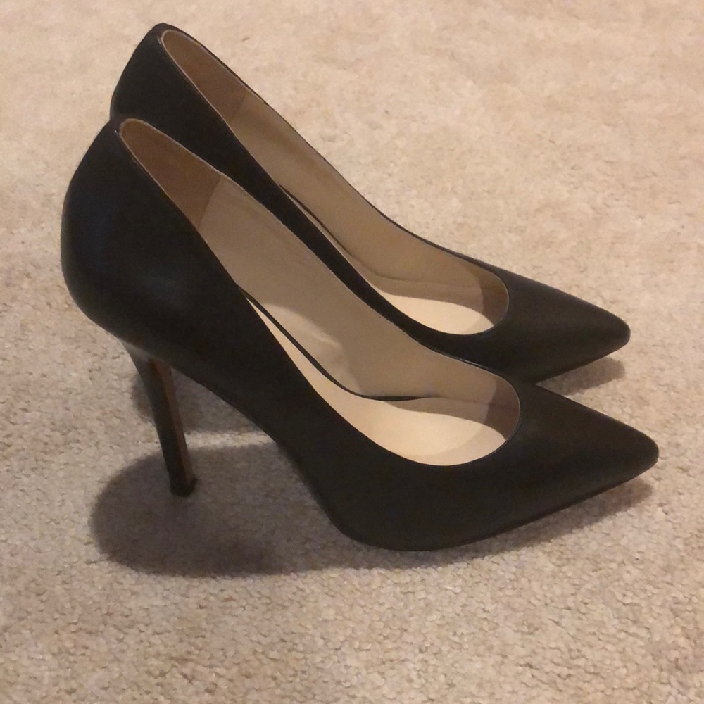 Michael Kors black leather pumps - Picture 2 of 5